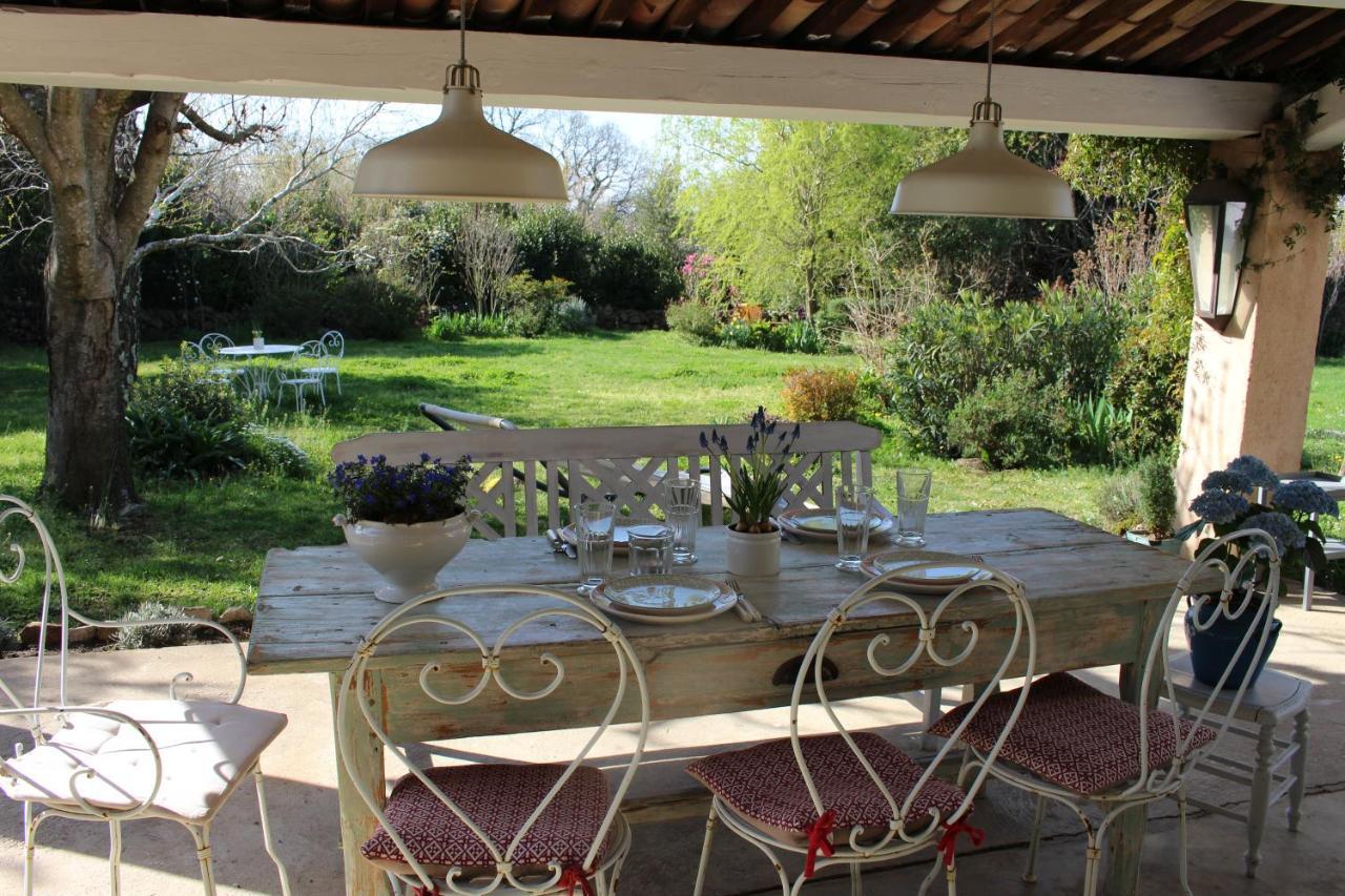 Mas Les Romarins, 10 Min D'Uzes, Piscine Et Grand Jardin Clos, Jeux, Nid De Repos Et Base Pour Activites Dans Le Gard (Adults Only) Zewnętrze zdjęcie