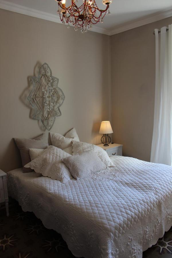 Mas Les Romarins, 10 Min D'Uzes, Piscine Et Grand Jardin Clos, Jeux, Nid De Repos Et Base Pour Activites Dans Le Gard (Adults Only) Zewnętrze zdjęcie